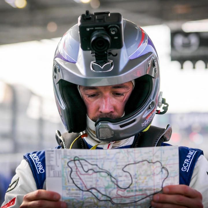 grok-image-1c6b46c2-2909-404c-8794-6b83bcdb963e